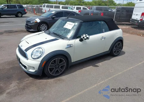 2011 Mini Cooper S из США, поврежденный, VIN WMWZP3C54BTX84385